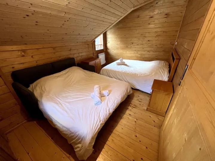 Chalet 6B Dans Les Pyrenees Proche D'Andorre LʼHospitalet-près-lʼAndorre 外观 照片